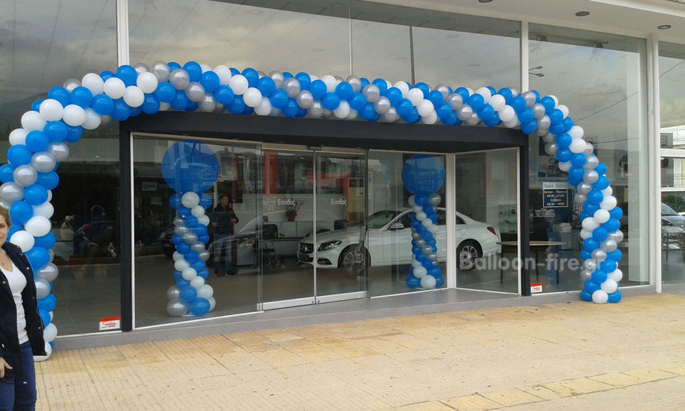 Γιρλάντα με μπαλόνια | Mercedes εγκαίνια