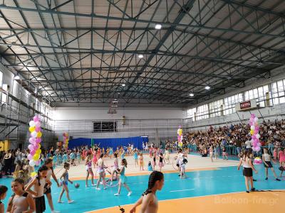 Μπαλόνια σε μορφή μπουκέτου μεγάλου στο χώρο