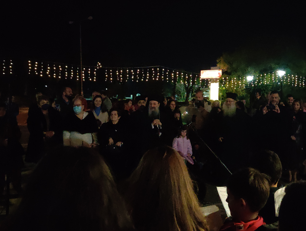 Ξύλινα χριστουγεννιάτικα σπιτάκια Πατρα